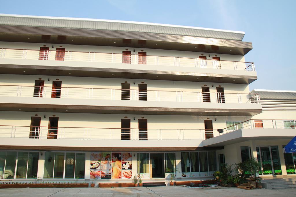 Grand Perfect Apartment Udon Thani Exteriör bild