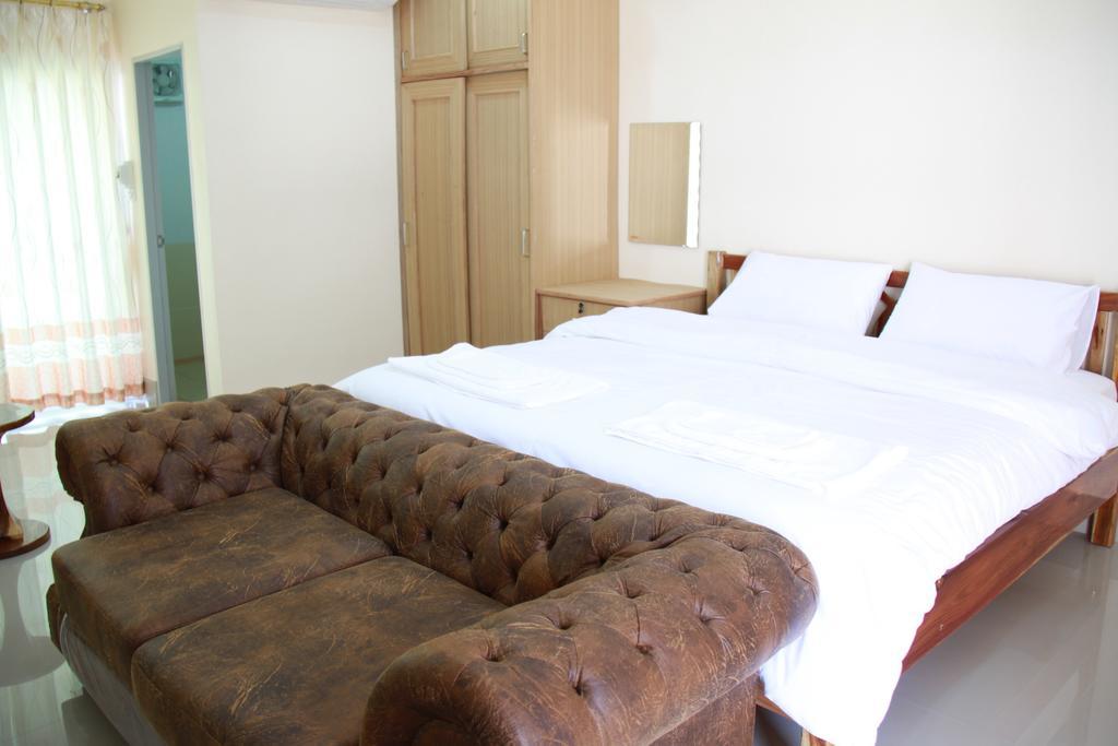 Grand Perfect Apartment Udon Thani Exteriör bild