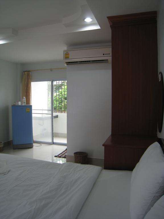 Grand Perfect Apartment Udon Thani Rum bild