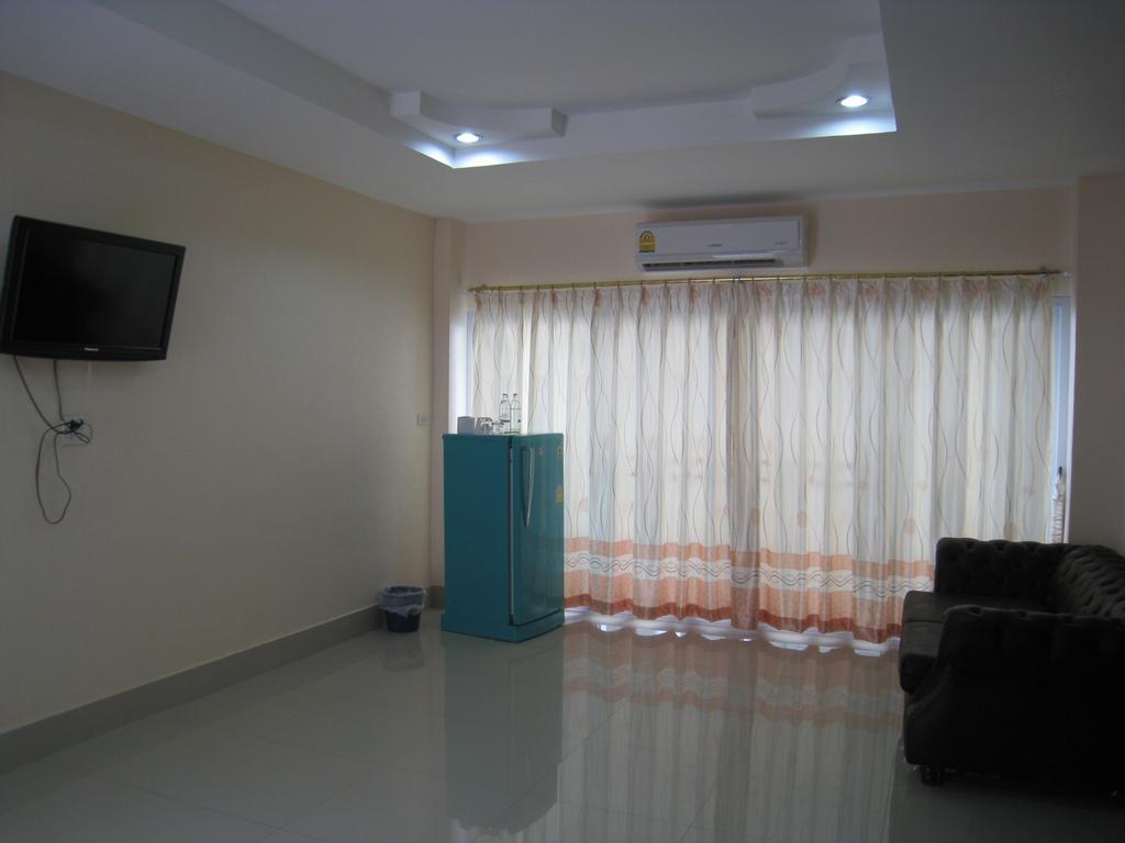 Grand Perfect Apartment Udon Thani Exteriör bild